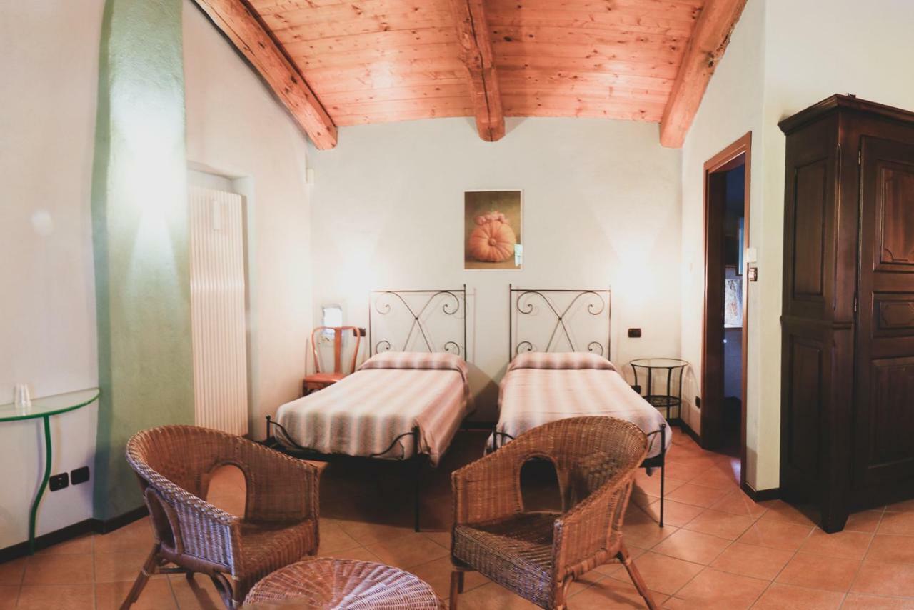 Agriturismo Fiori Di Zucca Fossano Extérieur photo
